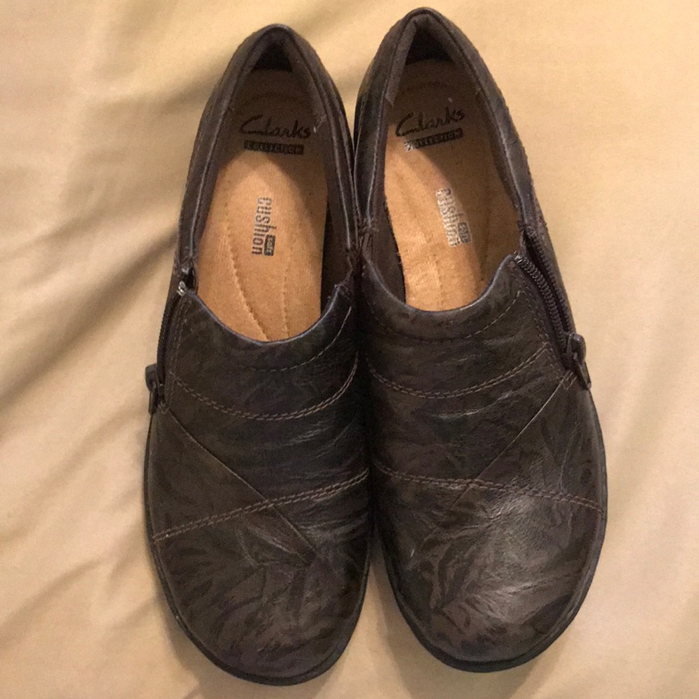 Clark’s shoes size 7